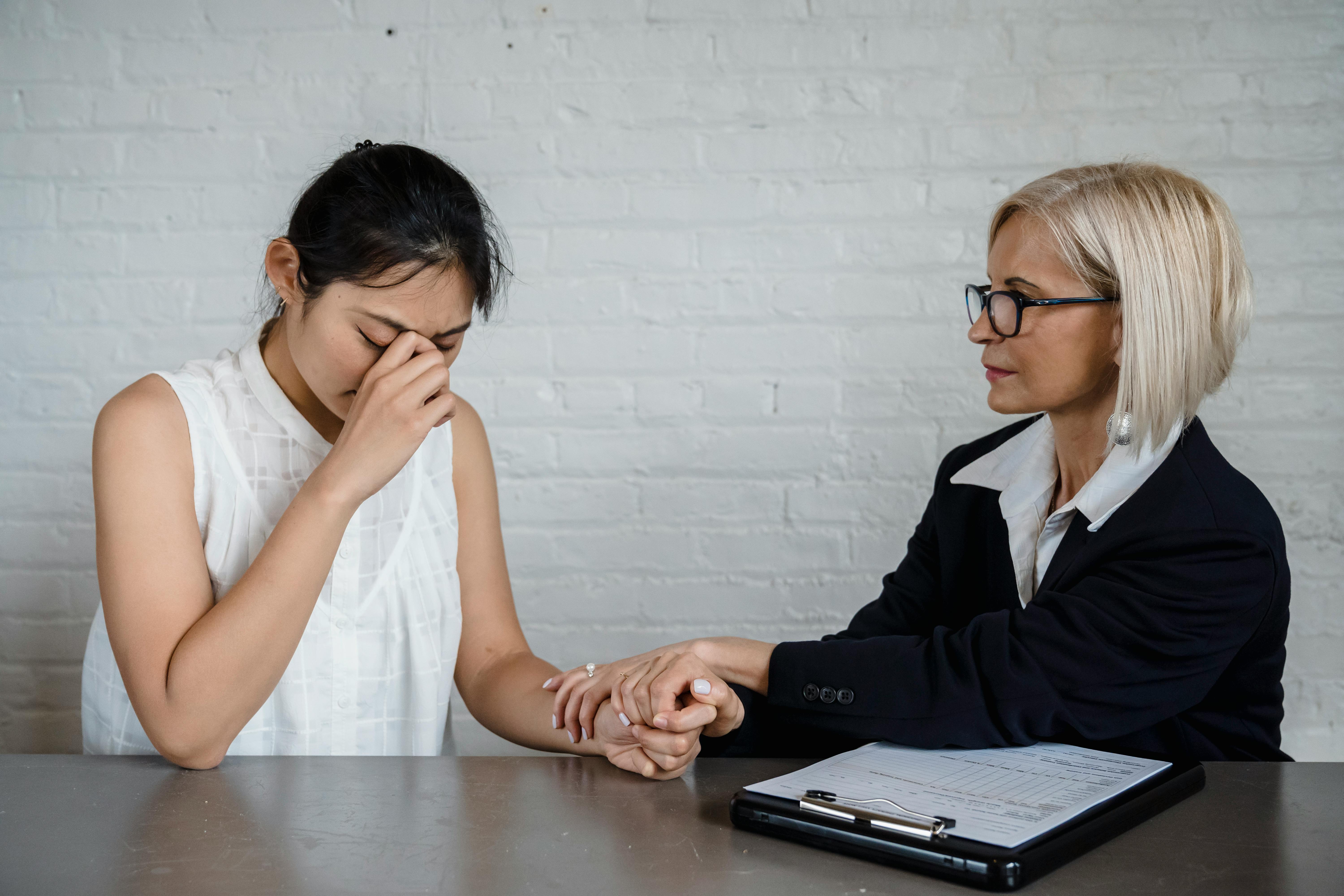 Compassion Fatigue pada Guru: Ketika Empati Berubah Menjadi Kelelahan Emosional.